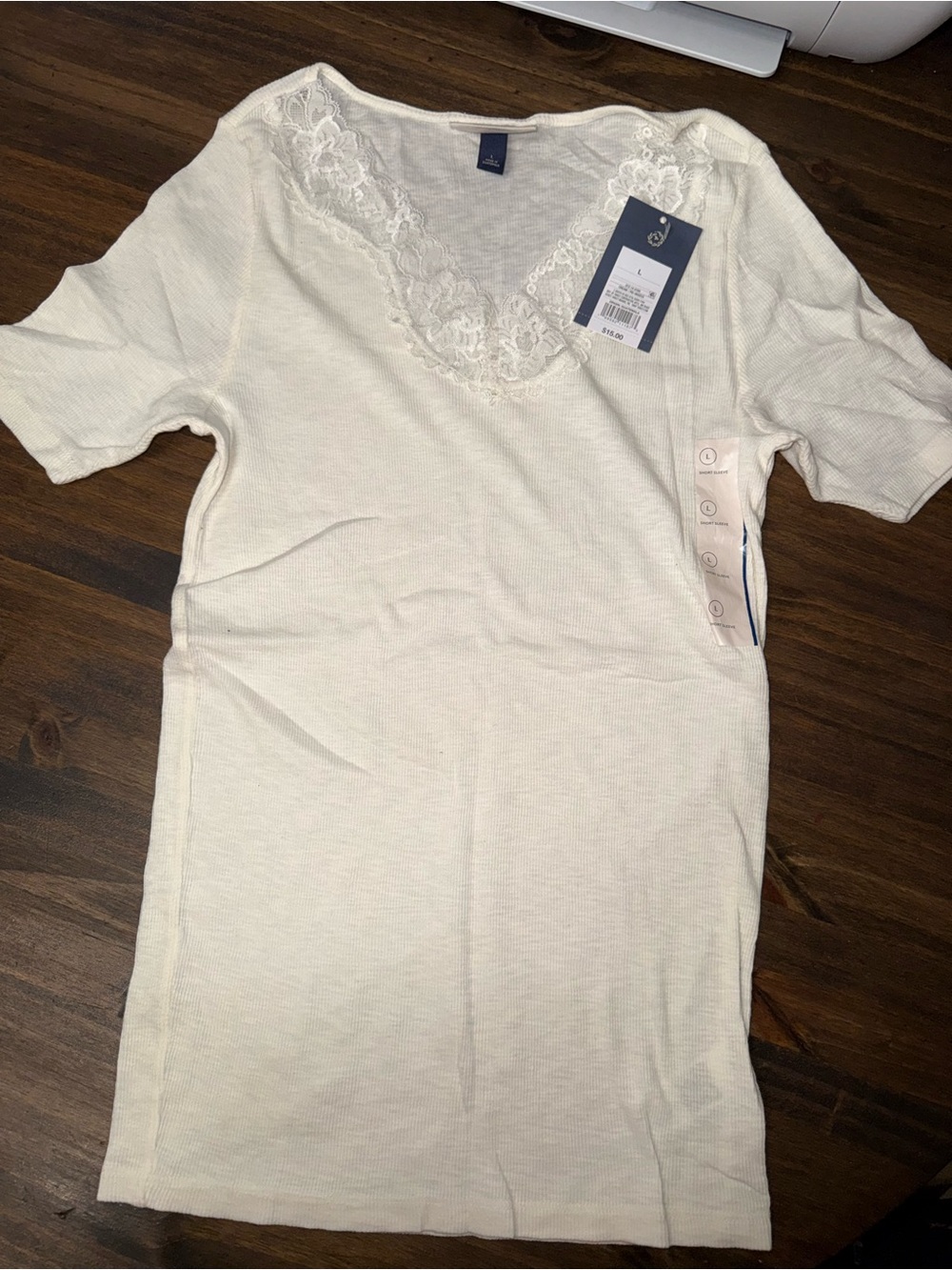 Universal Thread Lace-Trim Sleep Top -  whitish Cream
